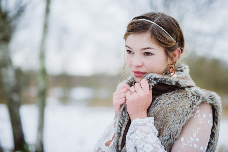 Winterbraut mit Fellweste